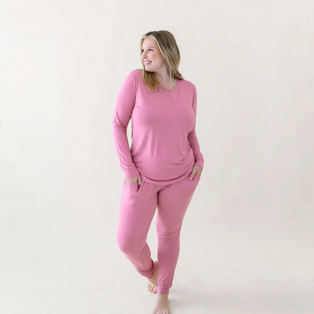 Women's Jogger Pajama Set in Apple Blossom