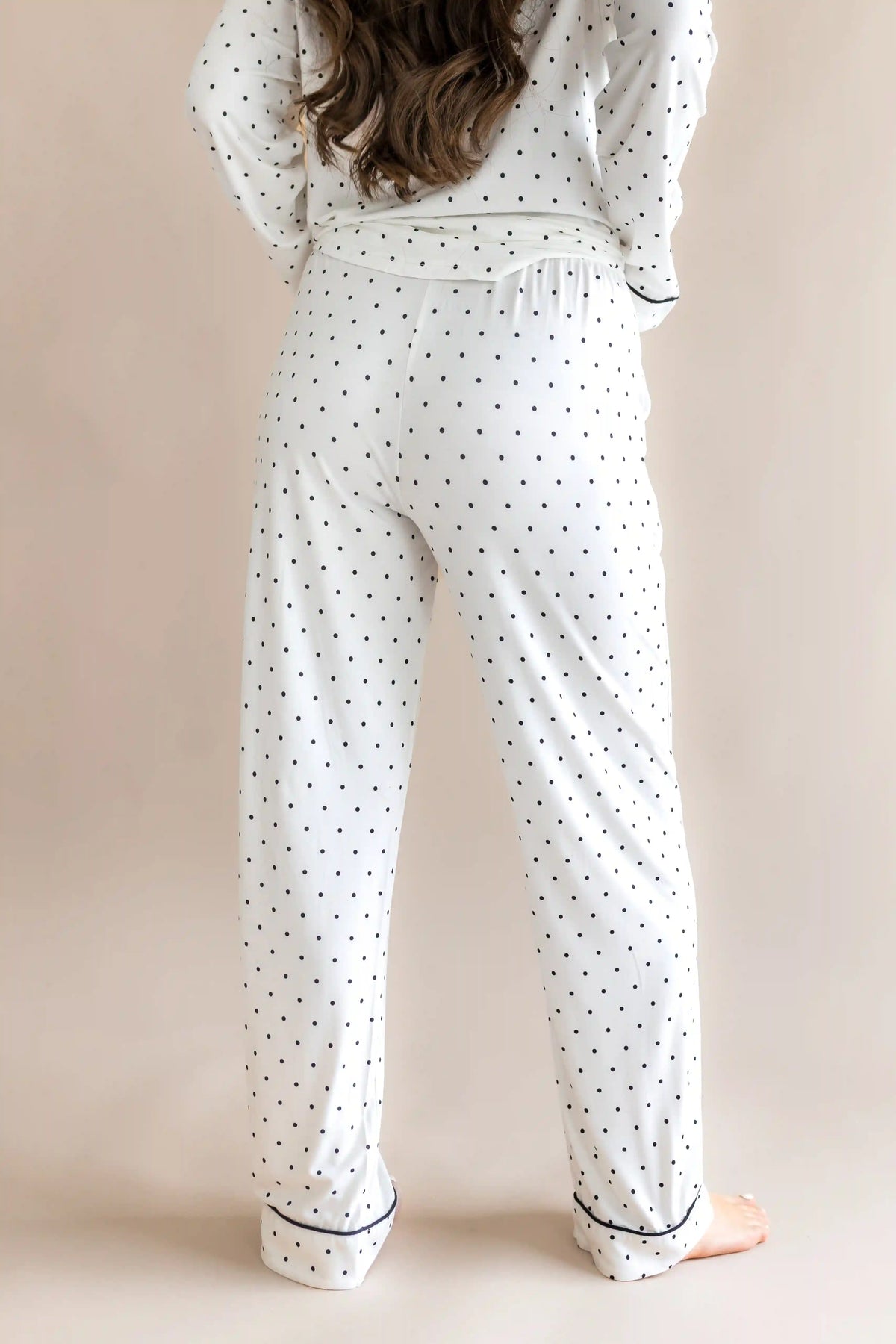 Long-Sleeved Women's Pajama Set in Midnight Polka Dot