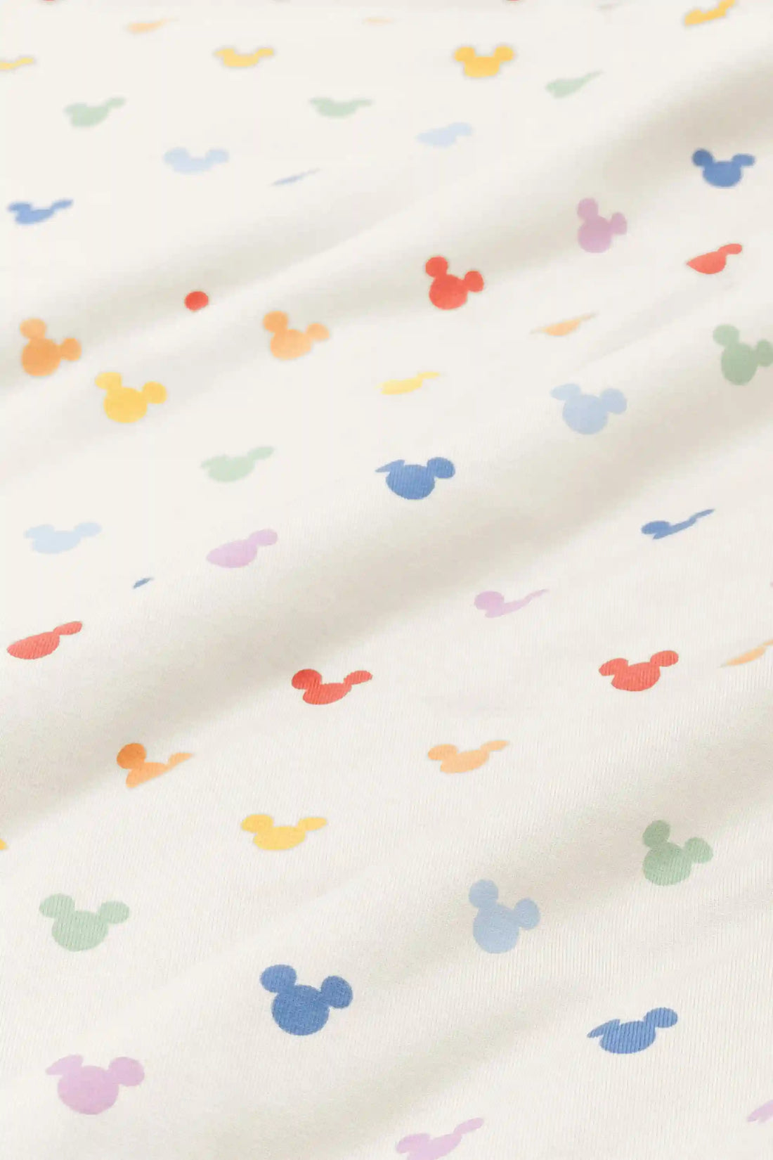Change Pad Cover in Pastel Mickey Mouse